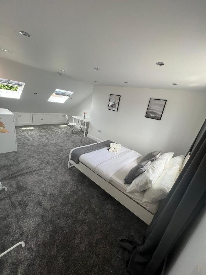 מלון Stunning Flat In Greater לונדון מראה חיצוני תמונה